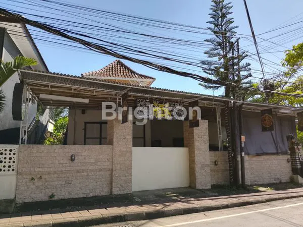 GEDUNG LUAS 200M2 BEKAS RESTO BEBAS DI FUNGSIKAN UNTUK USAHA PARIWISATA,KANTOR, USAHA SPA, RESTO, KLINIK KESEHATAN, BOLA BILLIARD, PUSAT PERMAINAN DAN LAIN LAIN KAWASAN JIMBARAN