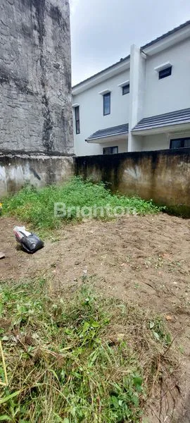 image NYAMAN AMAN BEBAS BANJIR DALAM  KOMPLEK MEWAH (8)
