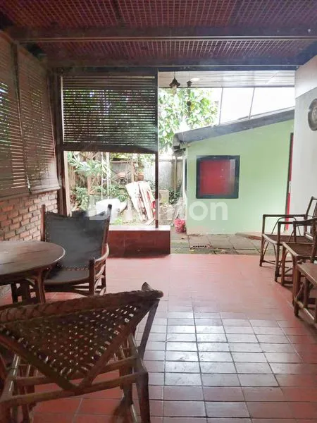 image RUMAH SECOND TANAH LUAS DI CIPETE AREA CILANDAK (8)