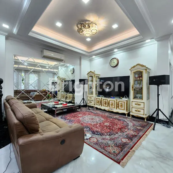 image RUMAH MEWAH EXCLUSIVE DAN BERNUANSA SULTAN PARIGI BINTARO PONDOK AREN TANGERANG SELATAN (2)