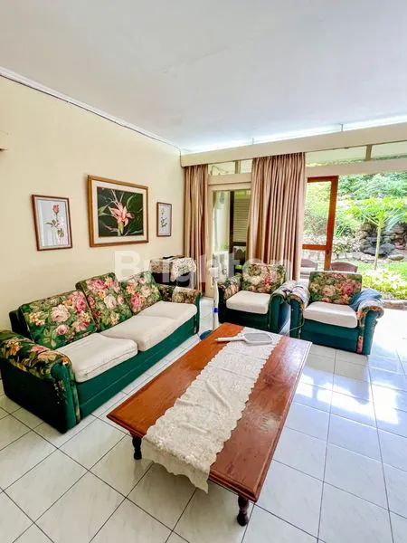 image RUMAH TUA DAERAH PATAL SENAYAN PEKARANGAN LUAS BELAKANG GEDUNG DPR RI (3)