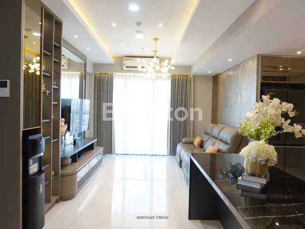 image APARTEMEN 3 BR LA VIZ LANTAI 9 FURNISHED CUSTOM DESIGN PAKUWON MALL SURABAYA BARAT (1)
