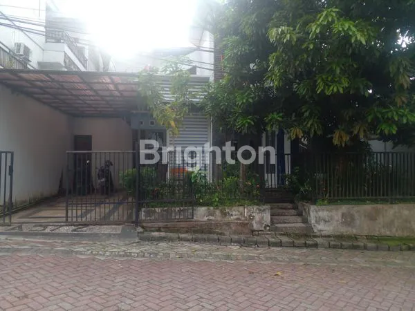 image RUMAH DUA LANTAI  DI JUAL PLUS PERABOTANYA DI SEPINGGAN PRATAMA  (1)