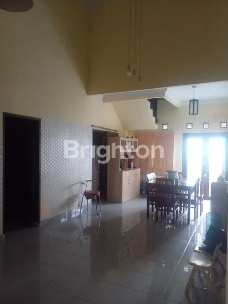 image RUMAH DUA LANTAI  DI JUAL PLUS PERABOTANYA DI SEPINGGAN PRATAMA  (2)