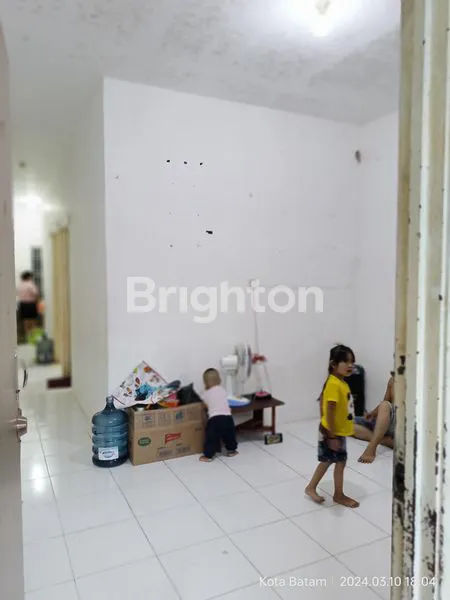 image DI JUAL RUMAH DAERAH BENGKONG 4 PINTU DAN LOKASI SANGAT BAGUS (4)