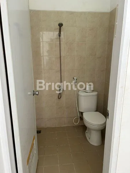 image RUMAH LENGKAP AC DI TANJUNG BUNGA (6)