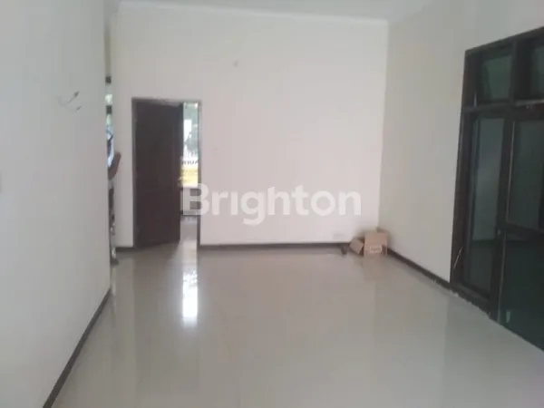 image MEDOKAN ASRI 2 LANTAI SIAP HUNI DEKAT MERR, TENGAH KOTA AREA BISNIS (3)