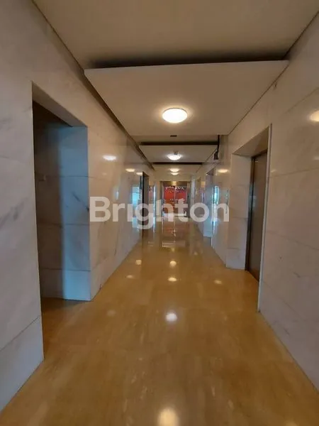 image GEDUNG 8 LANTAI DI KAWASAN BISNIS JAKARTA SELATAN (2)