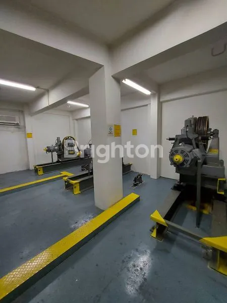 image GEDUNG 8 LANTAI DI KAWASAN BISNIS JAKARTA SELATAN (6)