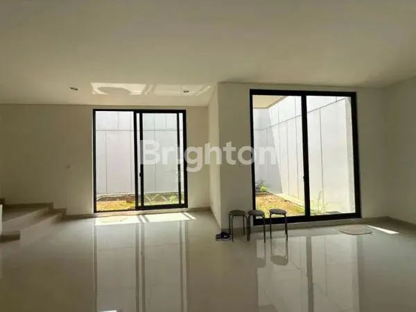 image RUMAH BARU ORIGINAL DARI BELI BELUM DITEMPATI VIEW GUNUNG & GOLF DI SUMARECON CLUSTER MAHAGONY BOGOR (3)