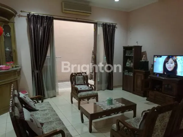 image RUMAH TAMAN SURYA 2 (2 1/2 LANTAI) - JAKARTA BARAT (2)