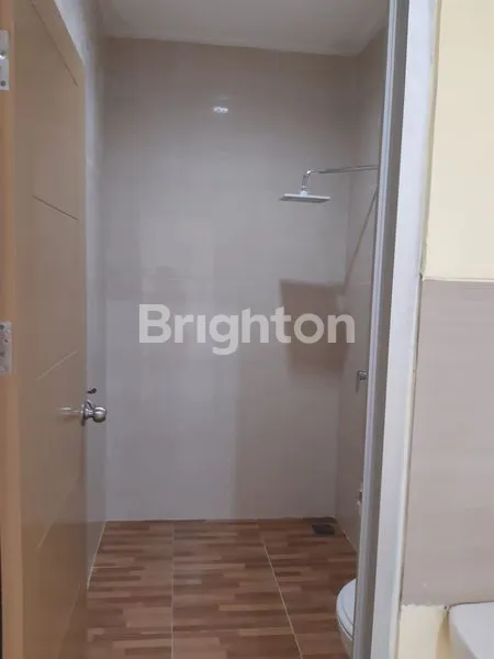 image RUMAH CLUSTER 2 LT DI GADING SERPONG (8)