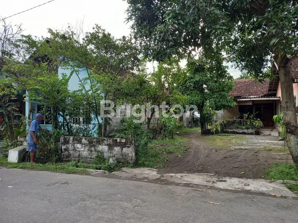 image RUMAH BANGUNAN LAMA, ADA KOST KOSTAN LUAS 916 M2 (2)