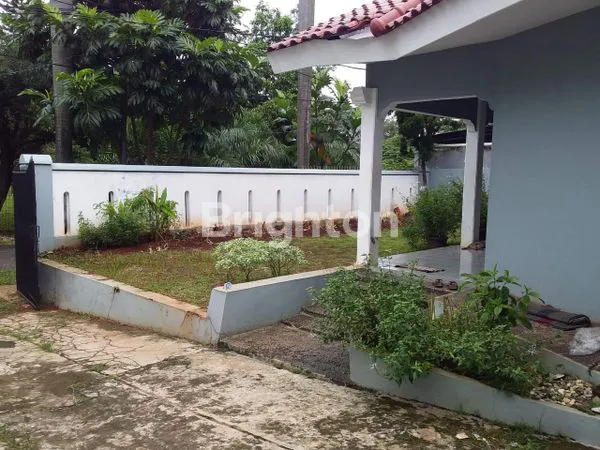 image RUMAH SIAP HUNI DI JALAN PERMATA HIJAU JAKARTA SELATAN  (2)