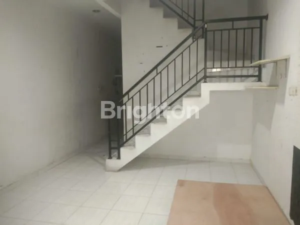 image RUMAH BARU KAVLING POLRI , JELAMBAR JAKARTA BARAT  (2)