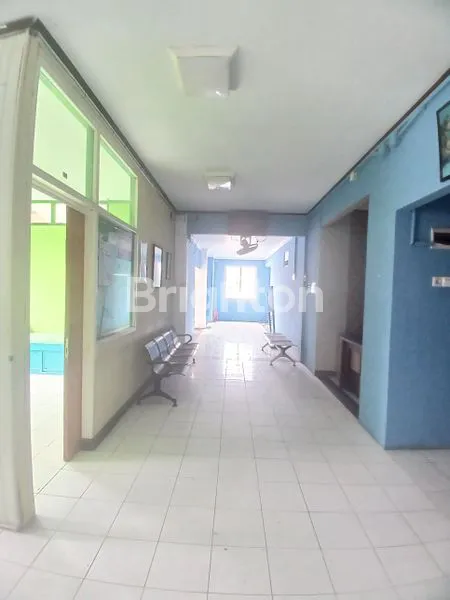 image BANGUNAN 3 LANTAI EX RUMAH SAKIT SIAP PAKAI, COCOK UNTUK HOTEL, KANTOR, RUMAH  DI TENGAH KOTA. (5)