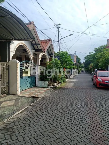 image SIMPANG DARMO 1,5 LANTAI HARGA SIPPP!! DEKAT PAKUWON MALL (2)