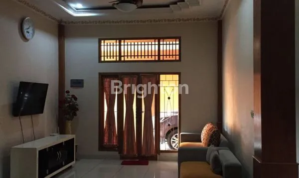 image RUMAH CANTIK BERGAYA ETNIK  JAWA DI TANAH BARU (2)