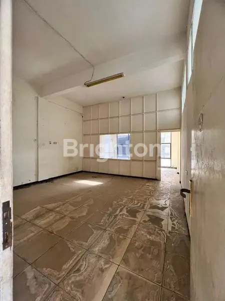 image RUKO RUNGKUT COCOK UNTUK USAHA KONDISI TERAWAT (3)