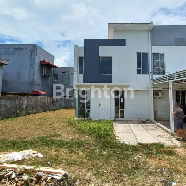 image YANG DICARI RUMAH POSISI HOOK BUNTU TANAH LUAS, SIAP HUNI DEKAT BOTANIA & BANDARA HANG NADIM (1)