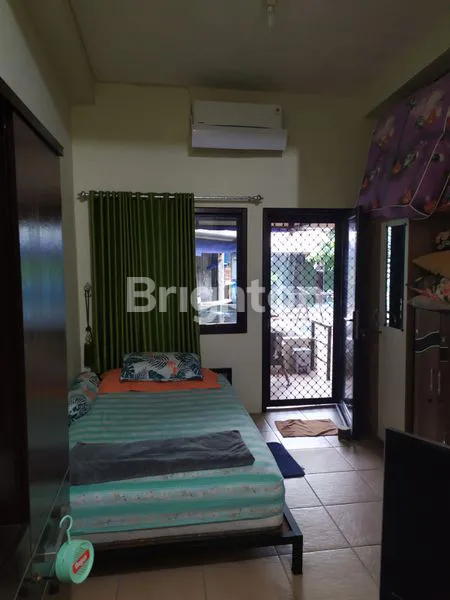 image RUMAH 2 LANTAI DENGAN BANGUNAN KLASIK SIAP HUNI (7)