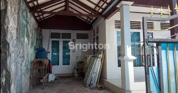 image RUMAH BAGUS DAN LUAS DI SEPINGGAN BARU (2)