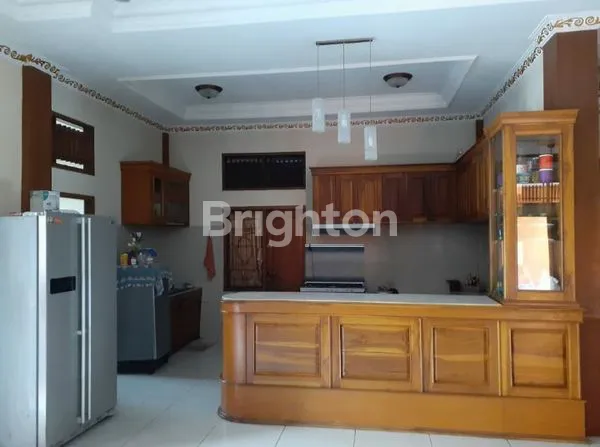 image RUMAH NYAMAN DENGAN INTERIOR KAYU JATI (7)