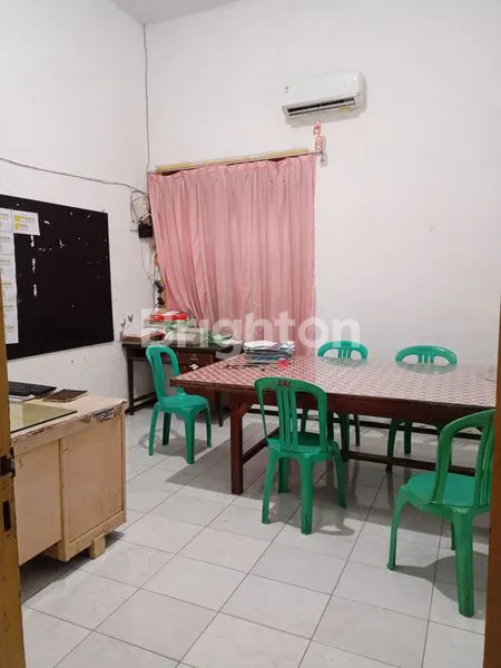 image RUMAH USAHA STRATEGIS DI JL. NANGKA DENPASAR (4)