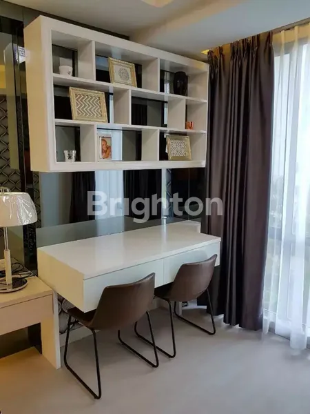 image APARTMENT MEWAH DI PUSAT KOTA THE MANSION AT DUKUH GOLF KEMAYORAN FURNITUR MEWAH LENGKAP (4)