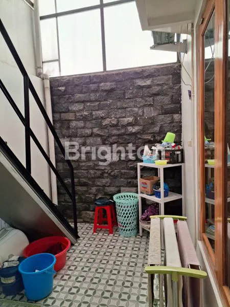 image RUMAH SIAP HUNI KONDISI BAGUS DI PERUMAHAN CLUSTER COLOMADU (8)