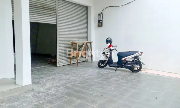 image RUMAH SEKALIGUS KANTOR, LOKASI STRATEGIS, DAERAH TEBET, JAKARTA SELATAN (5)