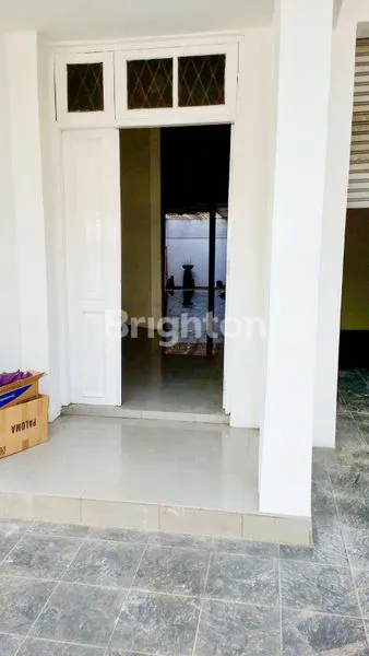 image RUMAH SEKALIGUS KANTOR, LOKASI STRATEGIS, DAERAH TEBET, JAKARTA SELATAN (7)