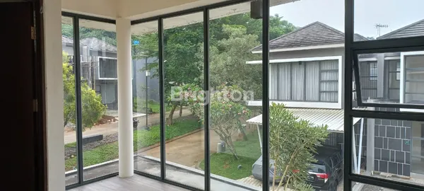 image RUMAH CANTIK MINIMALIS MODERN DI TANGERANG SELATAN (2)