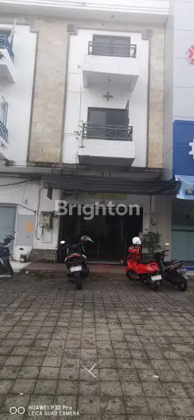 image RUKO STRATEGIS  3 LANTAI COCOK UNTUK KANTOR ATAU USAHA (1)