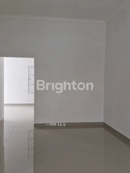 image RUMAH SIAP HUNI BARU RENOVASI DI LIMUS PRATAMA REGENCY (8)