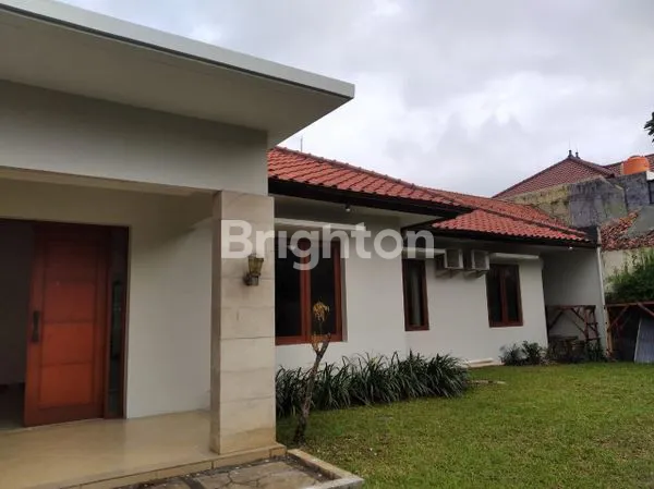 image RUMAH DI KEMANG JAKARTA SELATAN (1)