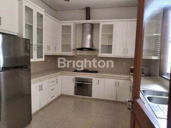 image RUMAH DI KEMANG JAKARTA SELATAN (2)