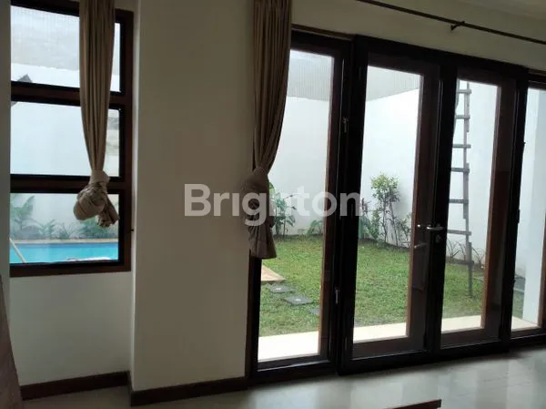 image RUMAH DI KEMANG JAKARTA SELATAN (4)