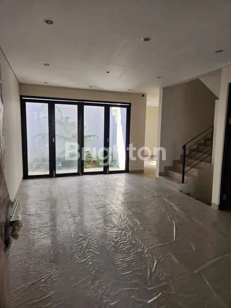 image RUMAH EAST TERRACE PURI METLAND (7)