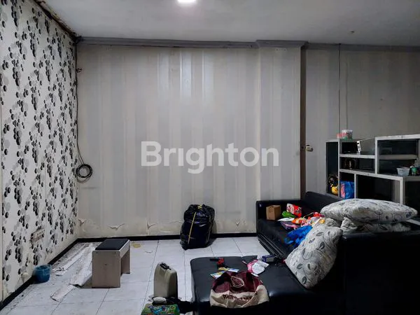 image RUKO MURAH DENGAN PARKIRAN LUAS DI KOTA KEDIRI (7)