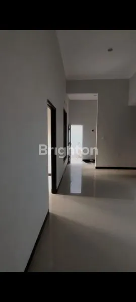 image RUMAH CANTIK DI TUGUREJO - DEKAT RSUD DAN SIMPANG LIMA GUMUL (2)