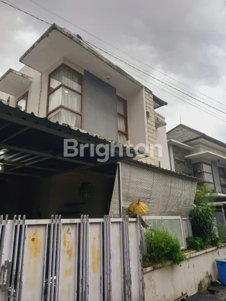 image CEPAT RUMAH 2 LANTAI SIAPA HUNI. (2)