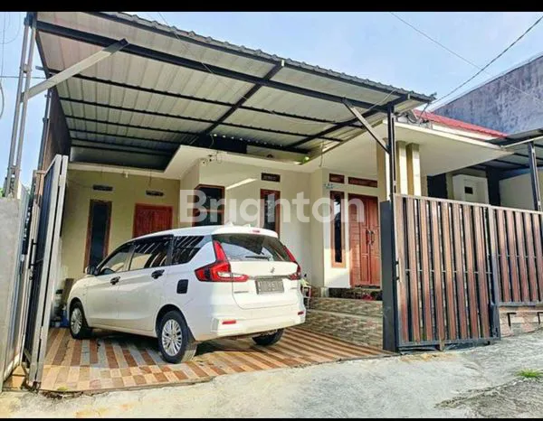 image RUMAH CANTIK SIAP HUNI DEKAT AKSES TOLL (1)