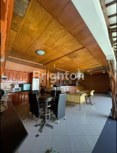image RUMAH BESAR DI CIKINI BINTARO (5)