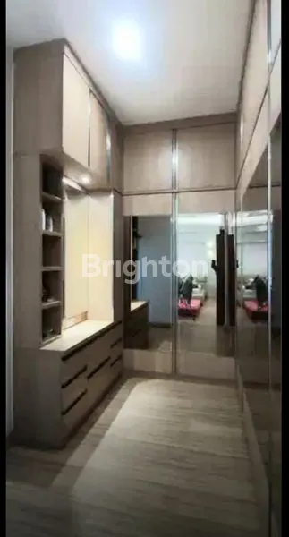 image RUMAH CANTIK ANGGREK LOKA BSD TANGERANG (4)