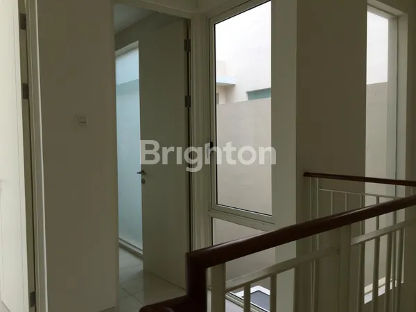 image PAKUWON CITY ZIMBALI COSTA, RUMAH SURABAYA TIMUR 2LANTAI (5)