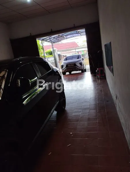 image RUMAH MEWAH 2 LT DENGAN PLAFON YANG INDAH DI SAYAP SETIABUDI (8)