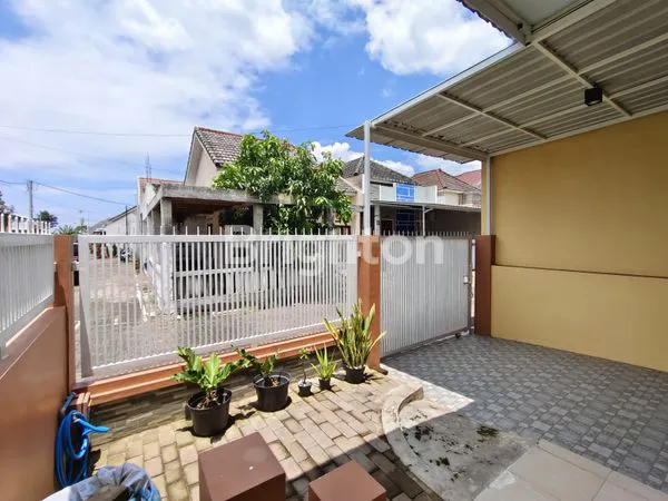 image RUMAH BAGUS MODERN MINIMALIS SDH RENOV HARGA MURAH DI DEKAT KANTOR TERPADU MALANG (2)