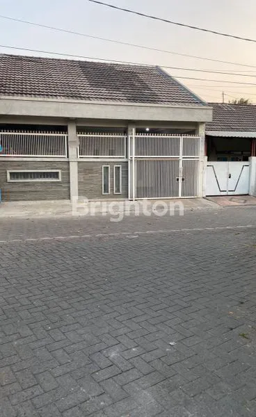 image JUAL CEPAT SEMIFURNISH TERAWAT BAGUS PONDOK TJANDRA (1)