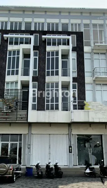 RUKO 3 LANTAI SIAP PAKAI DI MADUKORO BIZPARK